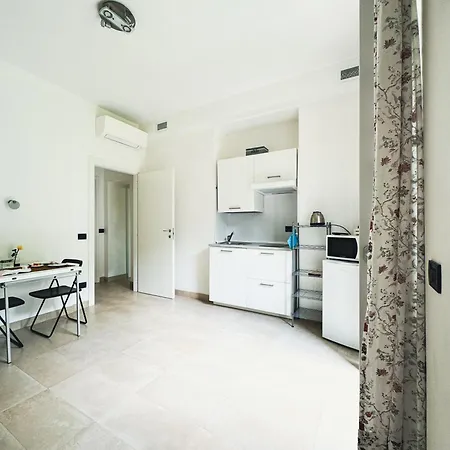 Emilio House Guest house