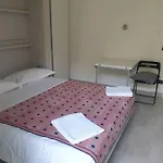 Emilio House 3*