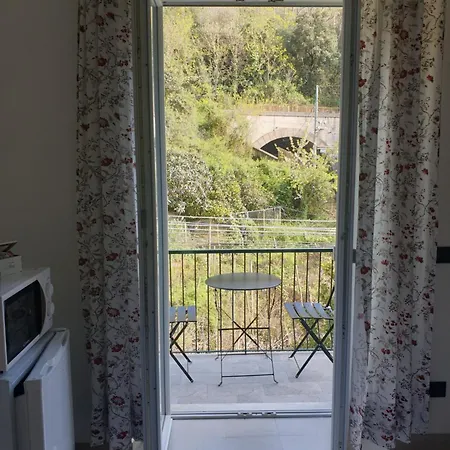 Gasthuis Emilio House 3*