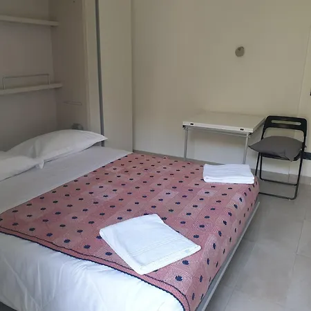 Emilio House 3*